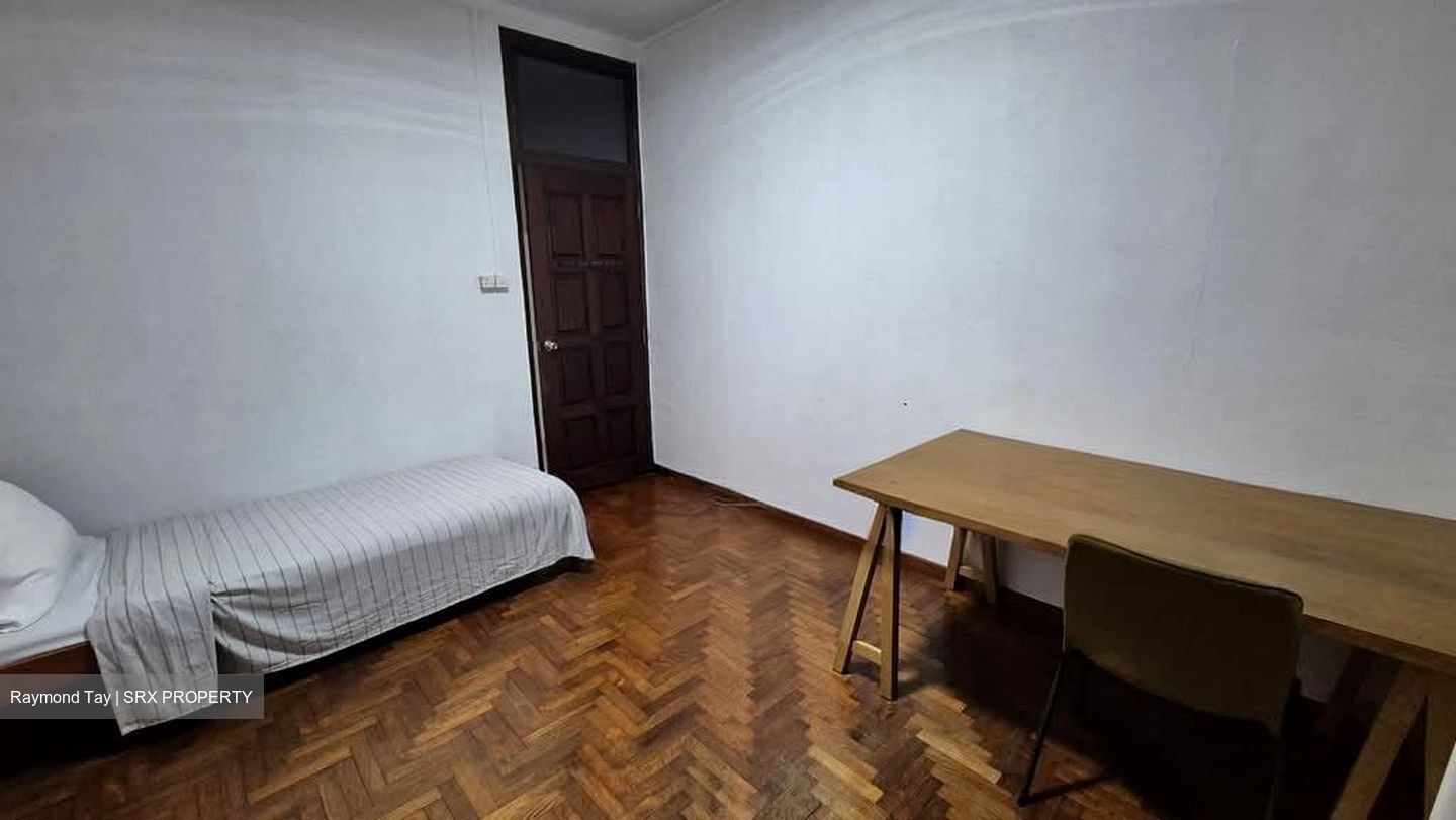 Blk 230H Tampines Street 21 (Tampines), HDB Executive #557273341